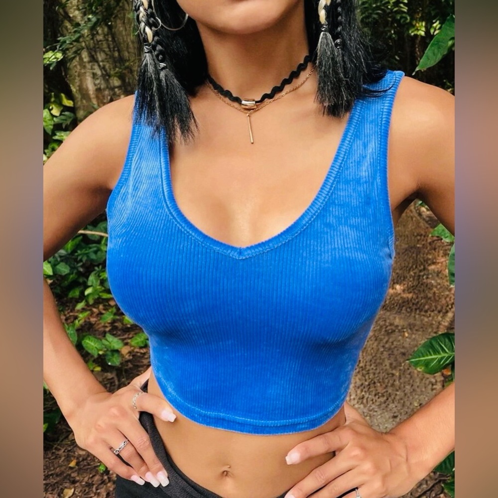 Ribbed knit crop tank top